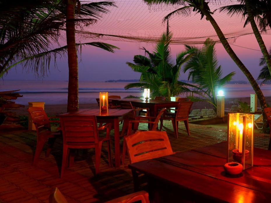 Jagabay Resort & Surfing School Weligama Extérieur photo